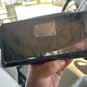 Michael Kors MK Logo Zip Wallet
